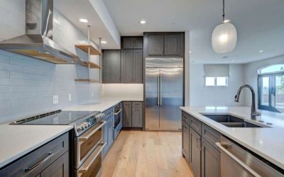 CrewPros kitchen with custom cabinets.